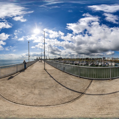 Cuxhaven-Panorama-Seebaederbruecke.jpg